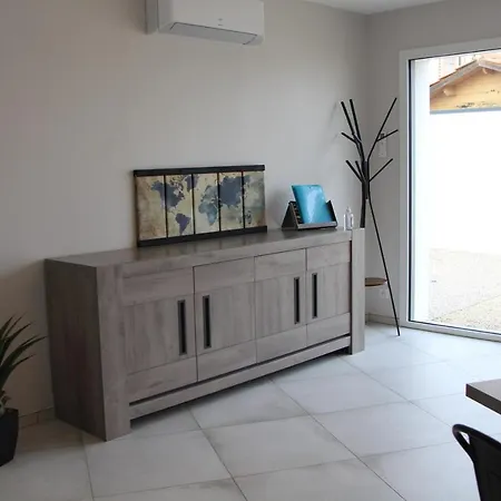 Les Du Fief Holiday home